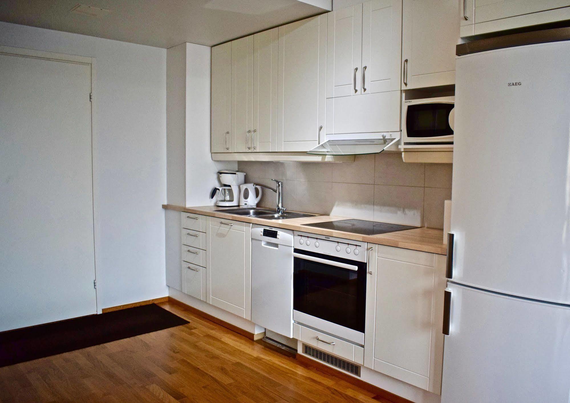 Avia Apartments Vanda Eksteriør bilde